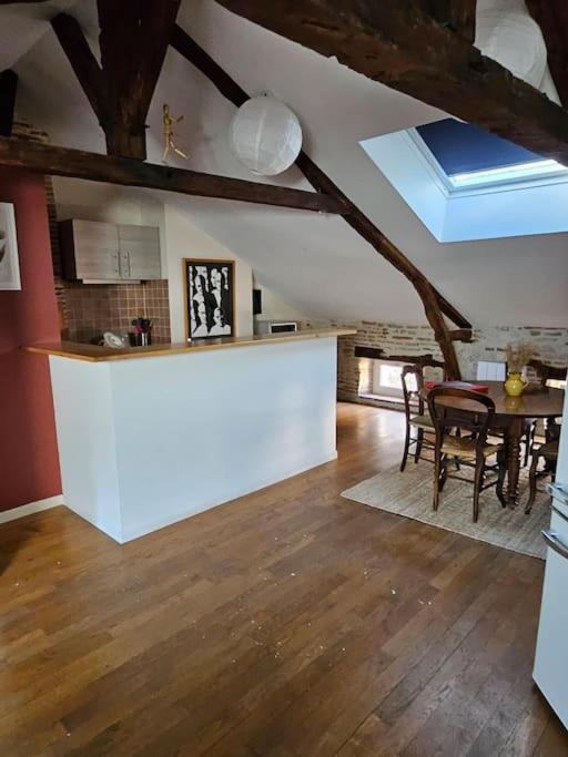 Appartement Sous Les Toits Du Vieux - 3eme Etage Cahors